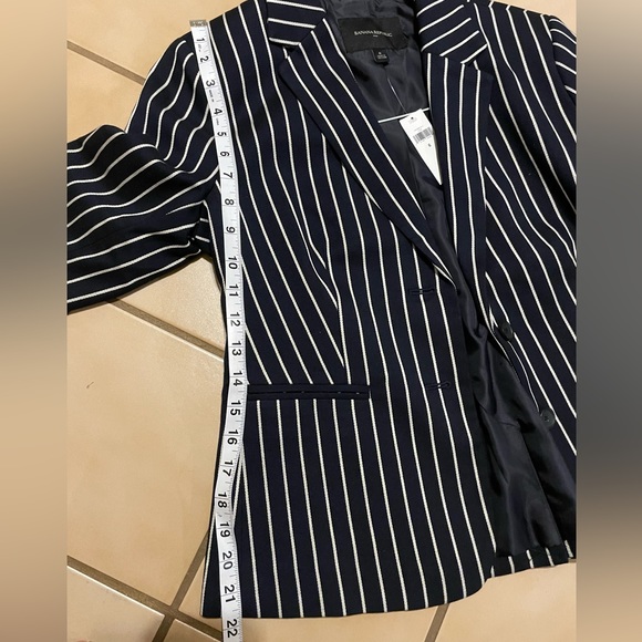 Banana Republic Navy Striped 2 Button Fitted Blazer - Picture 13 of 13